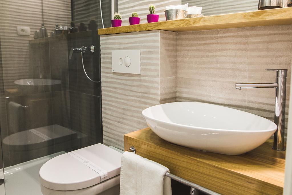 Sir George Luxury Suites สปลิท ภายนอก รูปภาพ